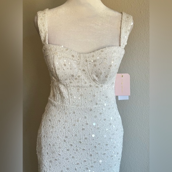 City Studio Juniors' Sequin Boucle Sleeveless Bodycon White Dress - Picture 7 of 8